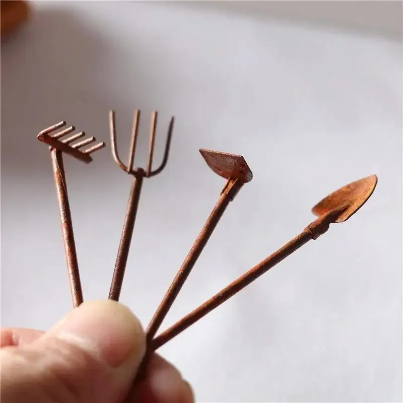 ミニチュアガーデン装飾品、さびた金属工芸品、ガーデニング錆び - Gardening Tools Toys のレビューと価格