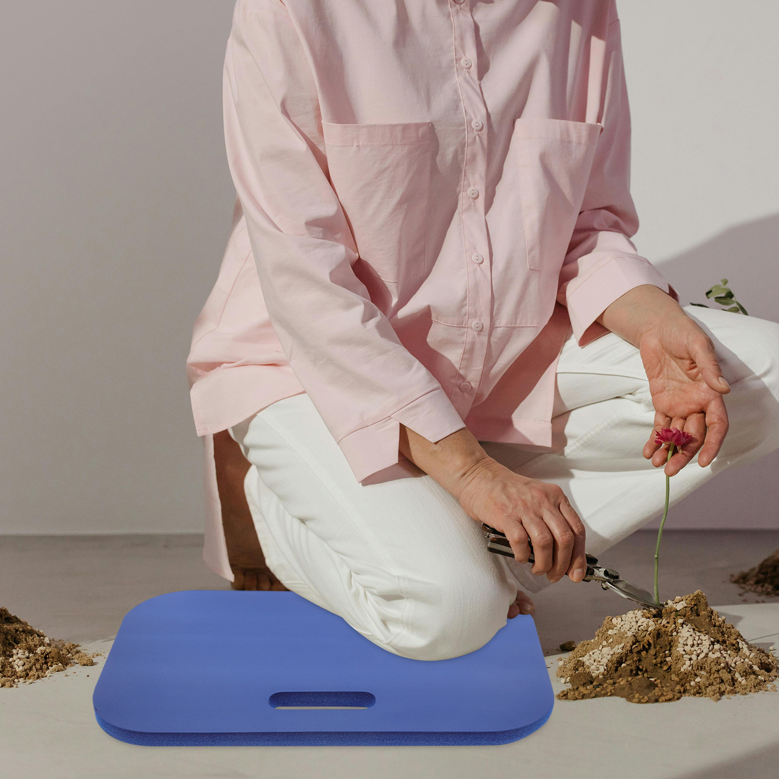 厚手のガーデン用膝当てパッド 防水クッション 快適な膝マット - Garden Kneeling Pad のレビューと価格